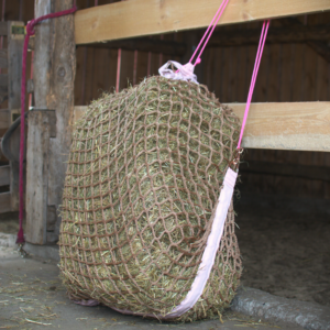 SIATKA NA SIANO PIECE of HAY - WOREK 'SPRING PINK' (OCZKO 4 x 4 cm / 6 mm)