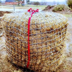 SIATKA NA SIANO PIECE of HAY - BALOT (OCZKO 8 x 8 cm)